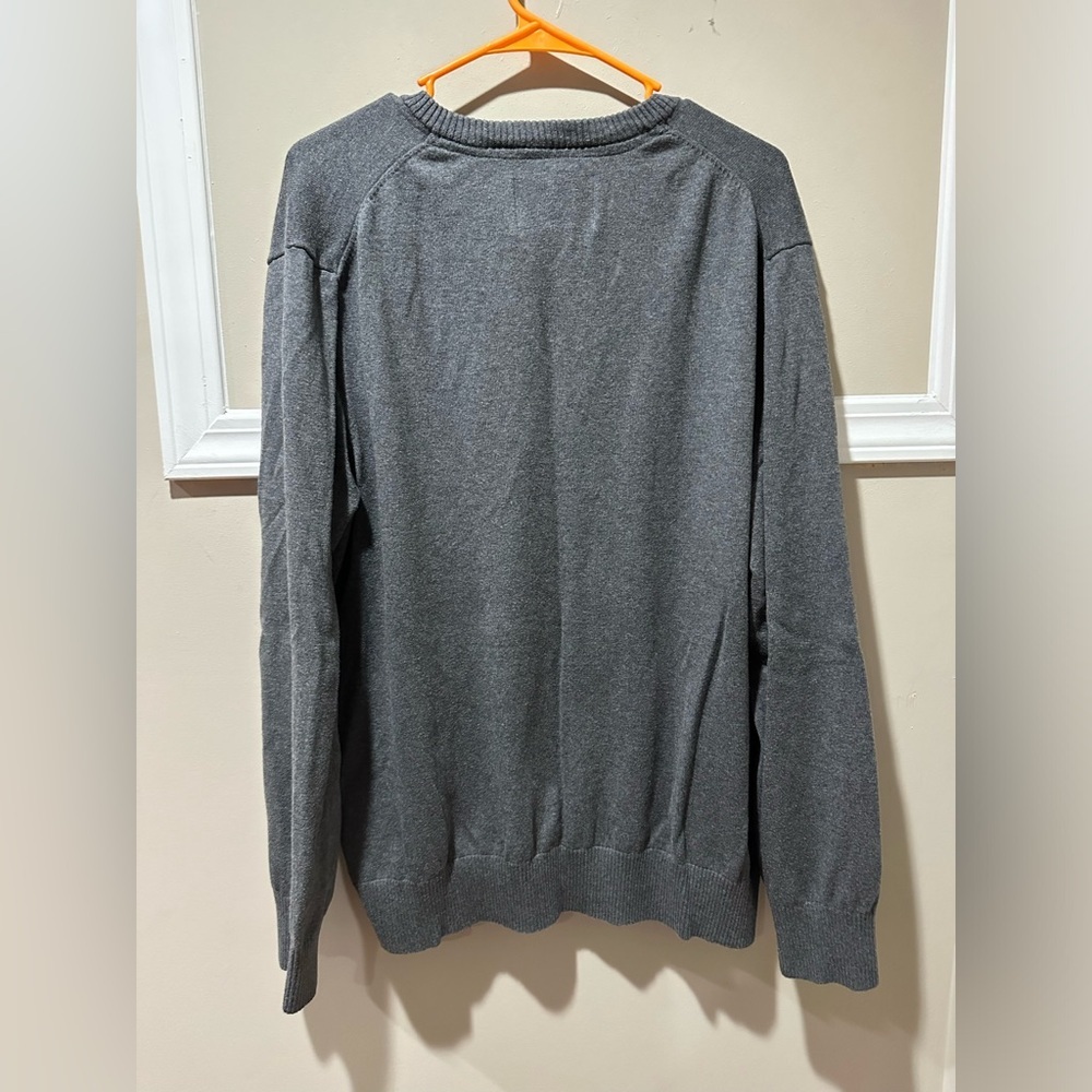 Men’s Eddie Bauer sweater - Picture 2 of 3